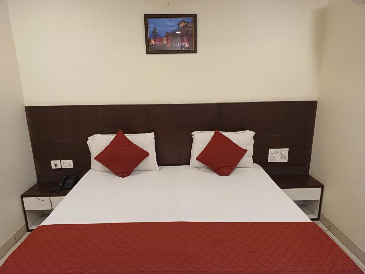 Hotel Rashika Palace Dźajpur Zewnętrze zdjęcie