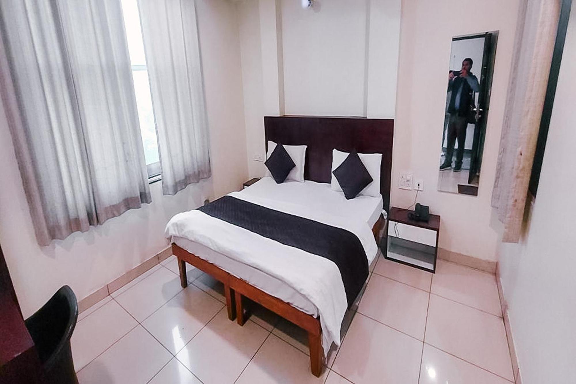 Hotel Rashika Palace Dźajpur Zewnętrze zdjęcie